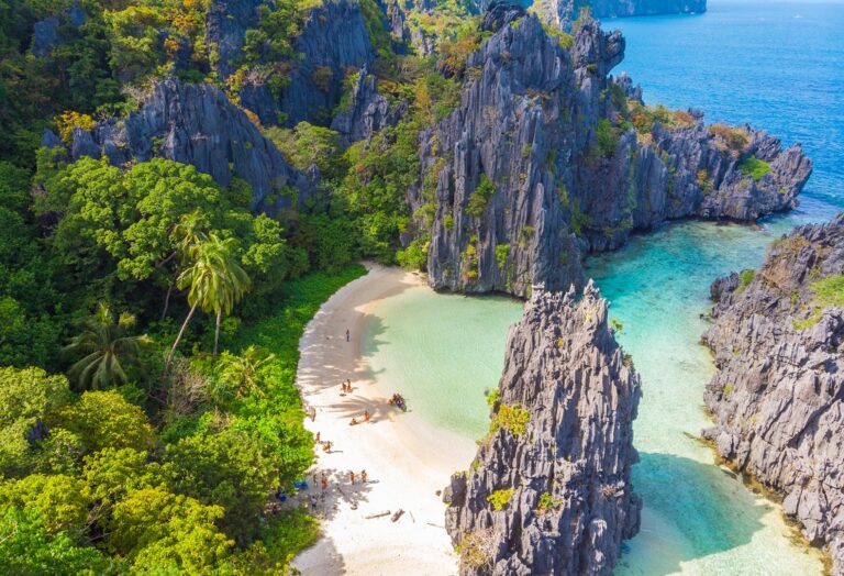 Discover the Stunning Beauty of Palawan Through Island Hopping Tours